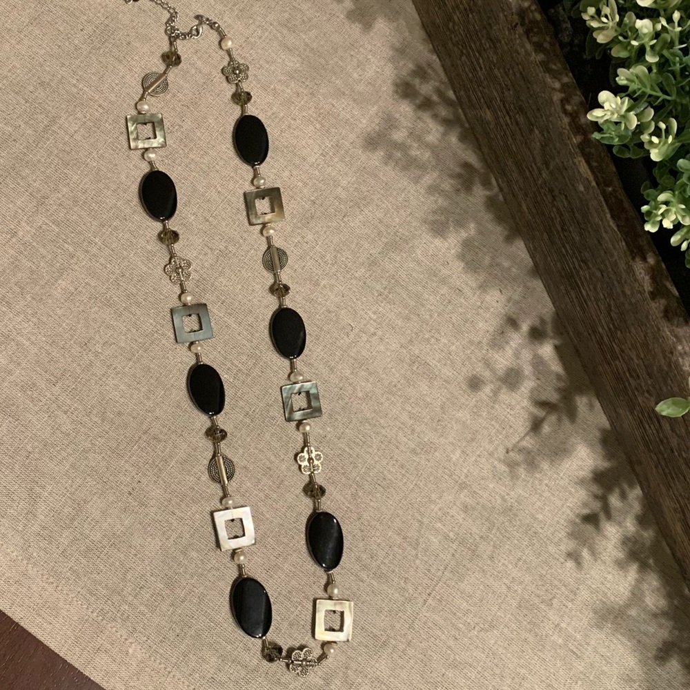 Premier Designs Necklace